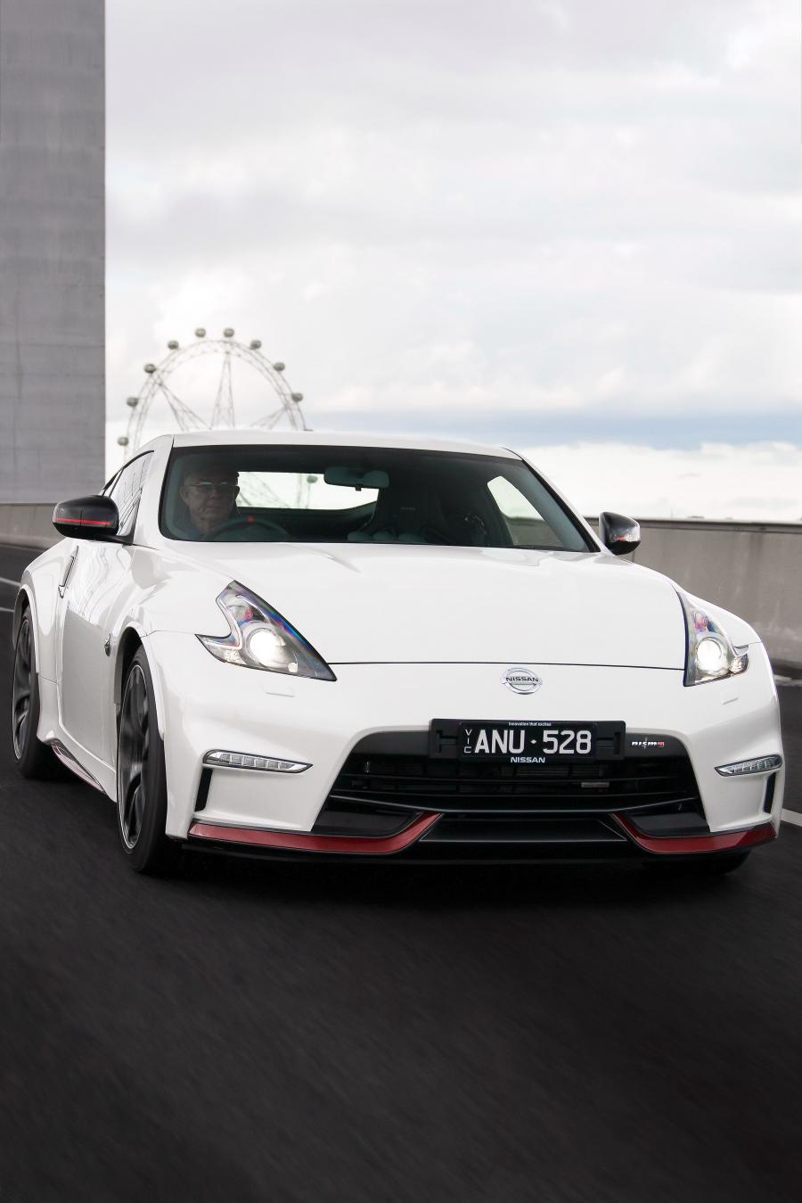  Nissan 370Z Nismo (Z34) 2017 года  (AU) (фото 13 из 37)